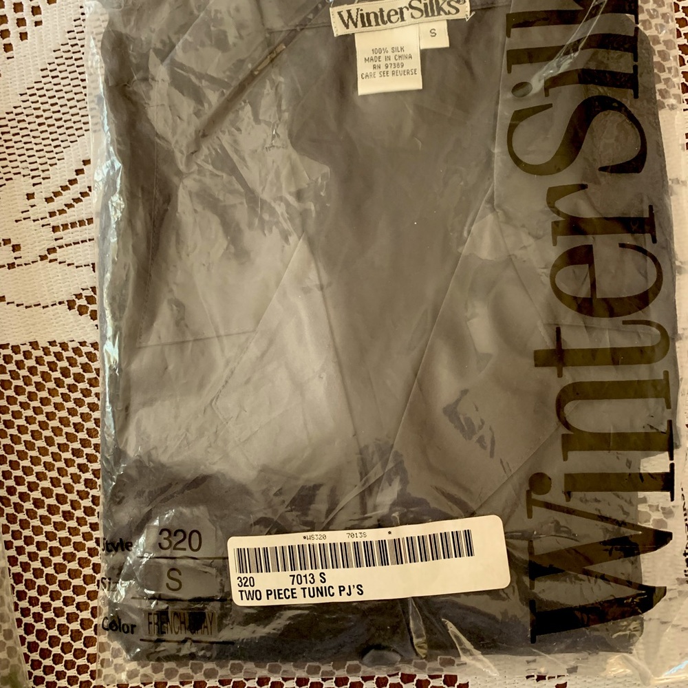 WinterSilks women’s pajamas. New still in package. Size small. Black.